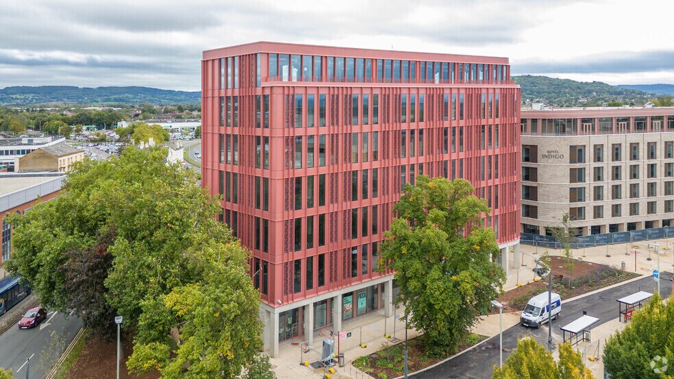 5-7 Cathedral Walk, Gloucester à louer - Photo de l’immeuble – Image 1 sur 8