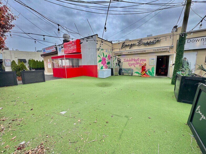 3925 Merrick Rd, Seaford, NY à vendre - Autre – Image 2 sur 25