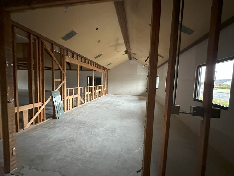 301 Kienle Dr, Piqua, OH à louer - Photo intérieure – Image 2 sur 17