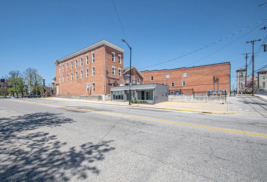 212 E Court St, Sidney, OH à vendre - Photo de l’immeuble – Image 3 sur 23