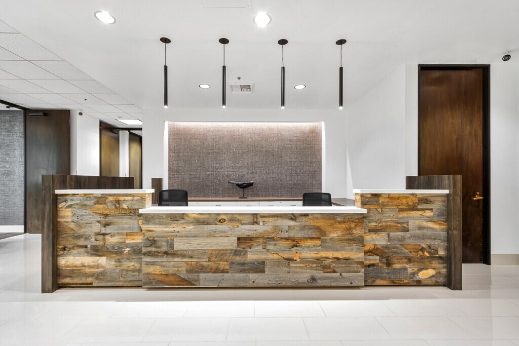 3780 Kilroy Airport Way, Long Beach, CA à louer Photo principale– Image 1 sur 12