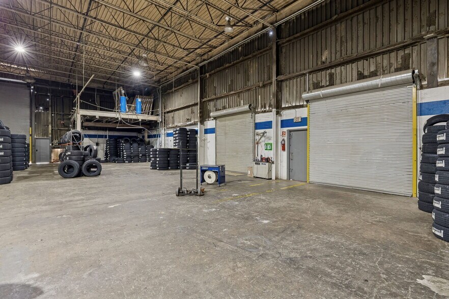 411 Industrial Dr, White House, TN à louer - Photo de l’immeuble – Image 3 sur 30
