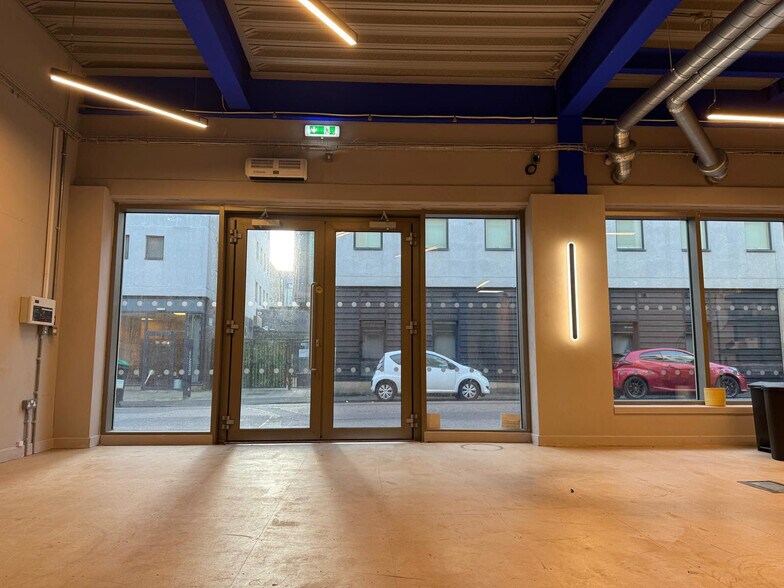63 Calton Rd, Edinburgh à louer - Photo de l’immeuble – Image 3 sur 3