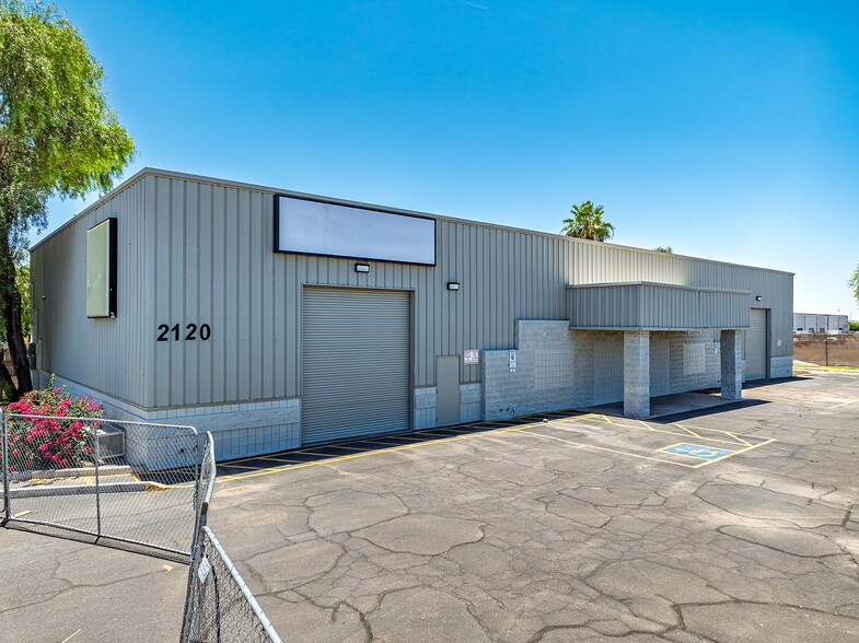 2120 S 7th St, Phoenix, AZ à vendre - Photo de l’immeuble – Image 1 sur 7