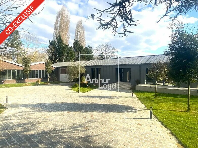 16 Bis Rue Gustave Courbet, La Rochette à louer - Photo de l’immeuble – Image 3 sur 11