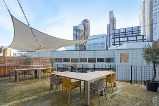 87A Worship St, Londres à louer Photo intérieure– Image 2 sur 5