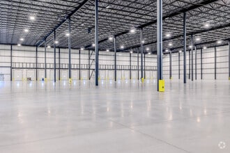 190 Glover Rd, Hamilton, ON à vendre Photo intérieure– Image 2 sur 6