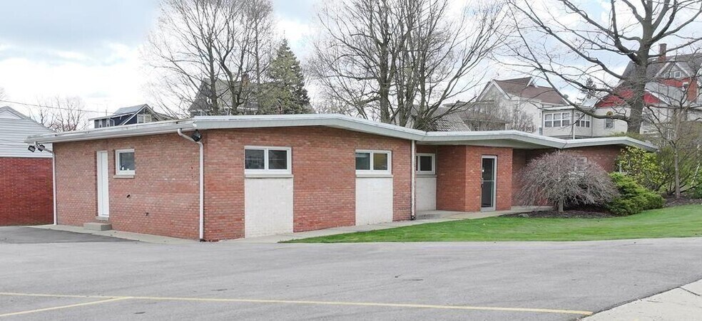 70 W Smiley Ave, Shelby, OH à vendre - Photo principale – Image 1 sur 38