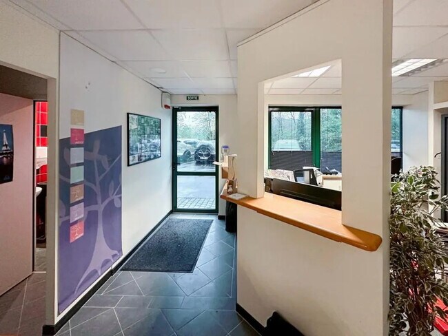 Plus de détails pour Bureau à louer