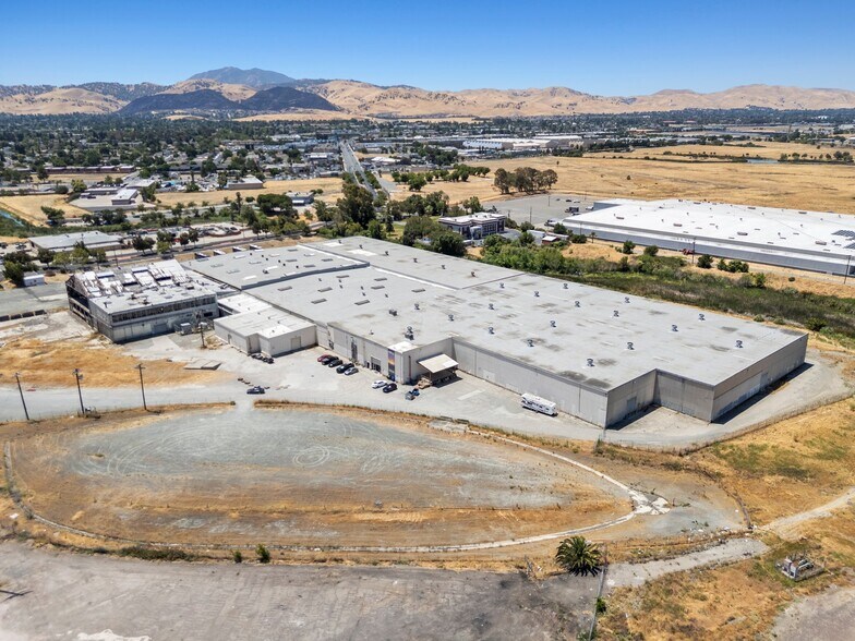 1400 W 4th St, Antioch, CA à louer - Aérien – Image 3 sur 20