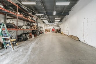 175 Commerce Dr, Hauppauge, NY à louer Photo intérieure– Image 1 sur 2