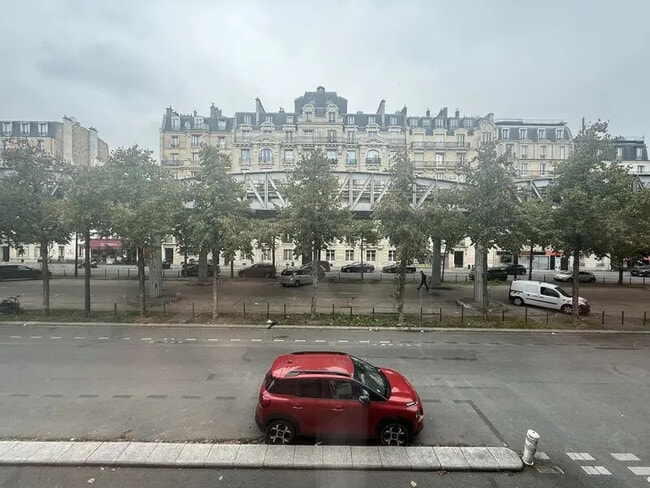 Plus de détails pour Local commercial à louer