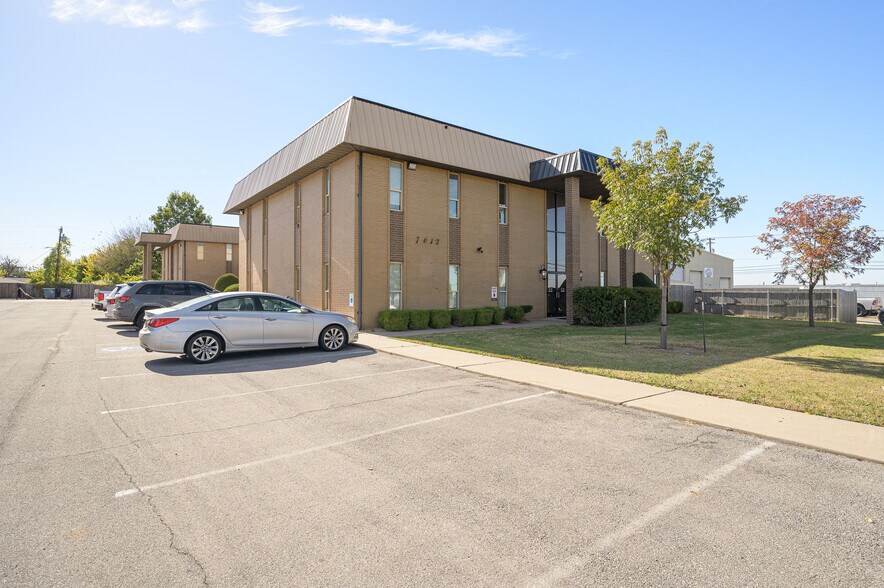 7012 NW 63rd St, Bethany, OK à vendre - Photo de l’immeuble – Image 2 sur 15