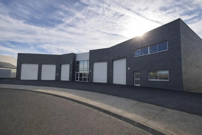 Plus de détails pour 20 Rue Gaspard-Gustave Coriolis, Plaisance-du-Touch - Local d'activités à louer