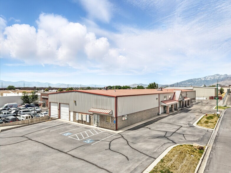 376-384 Commerce Loop, Orem, UT à louer - Photo de l’immeuble – Image 2 sur 14