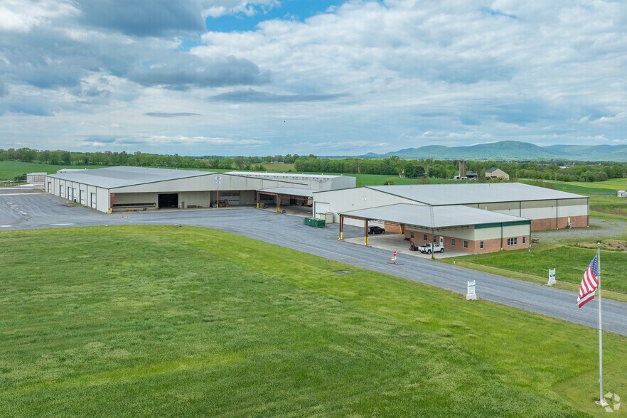 6100 Buchanan Trl W, Mercersburg, PA à vendre - Photo de l’immeuble – Image 2 sur 5