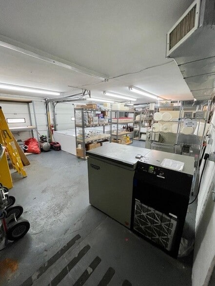 53 Richboynton Rd, Dover, NJ à louer - Photo de l’immeuble – Image 2 sur 12