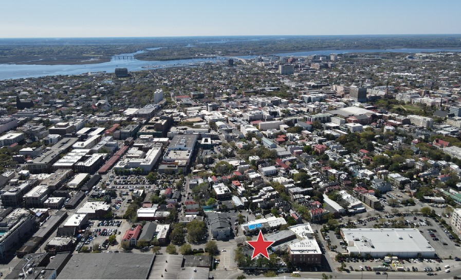276 E Bay St, Charleston, SC à louer - Photo de l’immeuble – Image 3 sur 14