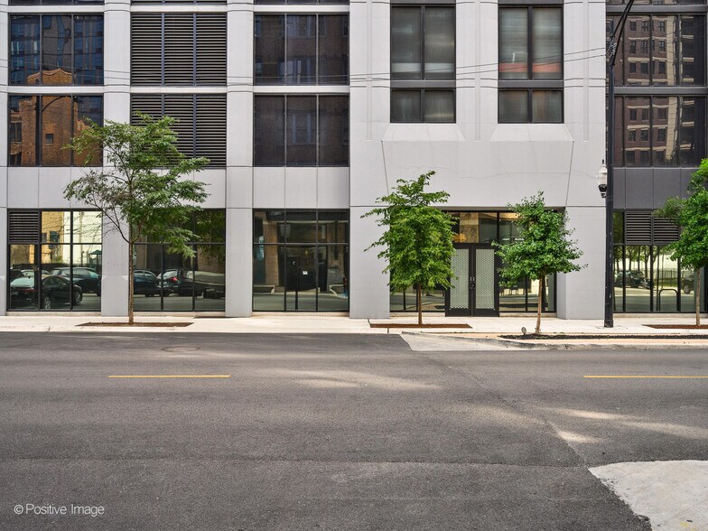 435 W Erie St, Chicago, IL à vendre - Photo de l’immeuble – Image 2 sur 44