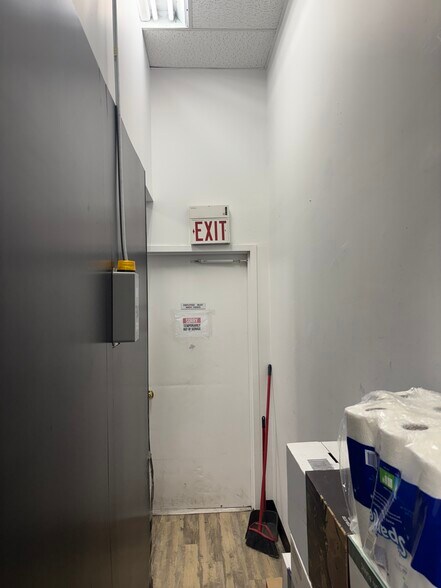 301 Center Ave, Westwood, NJ à louer - Photo de l’immeuble – Image 3 sur 4