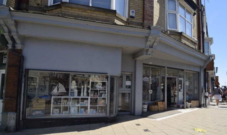 25-27 Bridge St, Bridlington à louer - Photo de l’immeuble – Image 2 sur 2