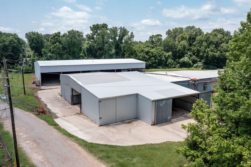 720 E Main St, Ashdown, AR à vendre - Photo de l’immeuble – Image 2 sur 25