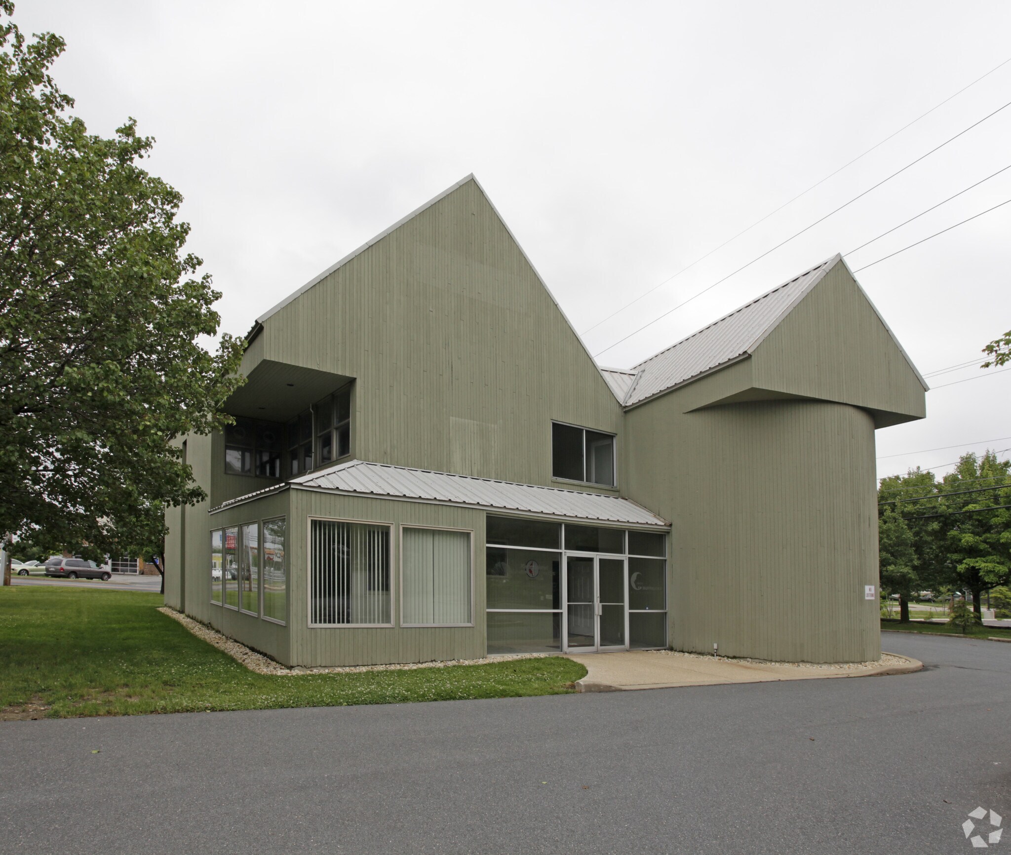 100-104 Olde Point Vlg, Chester, MD à louer Photo de l’immeuble– Image 1 sur 2