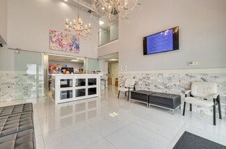 Plus de détails pour 2706 US-19 Alt, Palm Harbor, FL - Bureau à louer