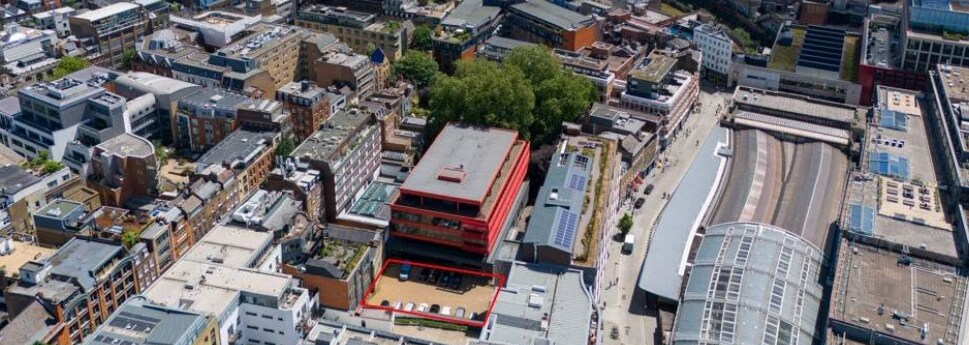 Turks Head Yard, Londres à vendre Photo principale– Image 1 sur 2