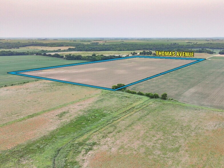 Thomas Ave, Coggon, IA à vendre - Aérien – Image 3 sur 15