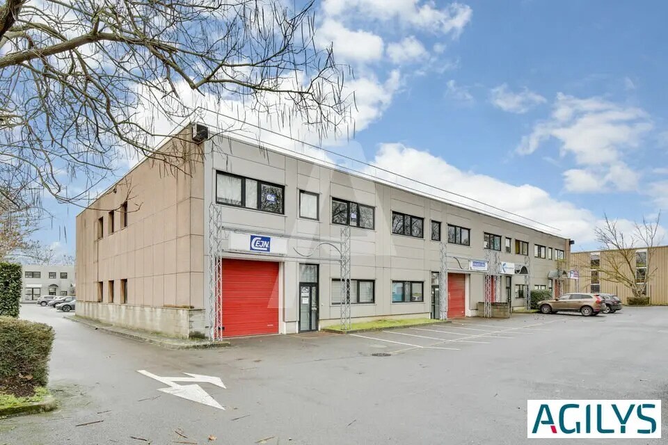 Local d’activités dans Bondoufle à louer Photo de l’immeuble– Image 1 sur 8