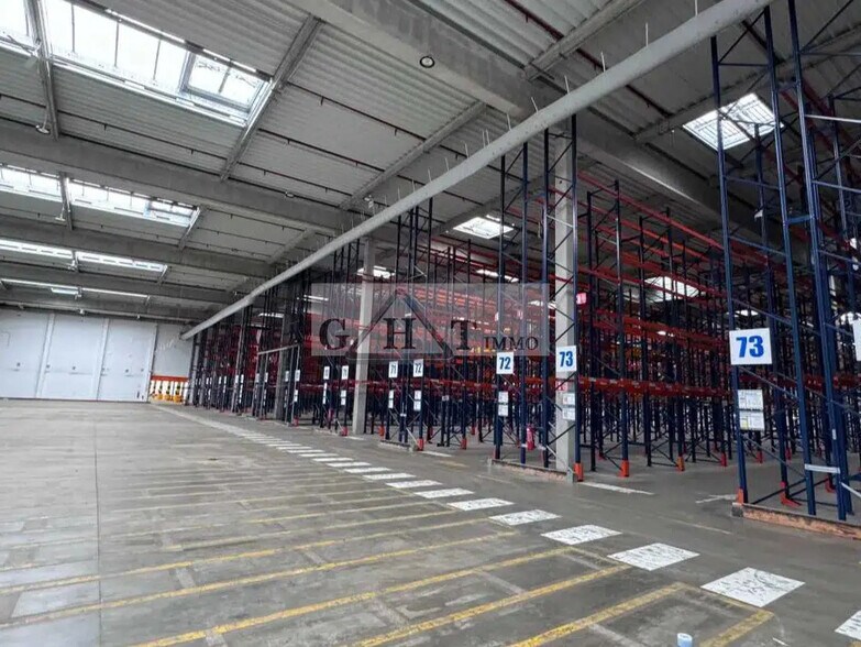 Bureau dans Tremblay-en-France à louer - Photo intérieure – Image 2 sur 4