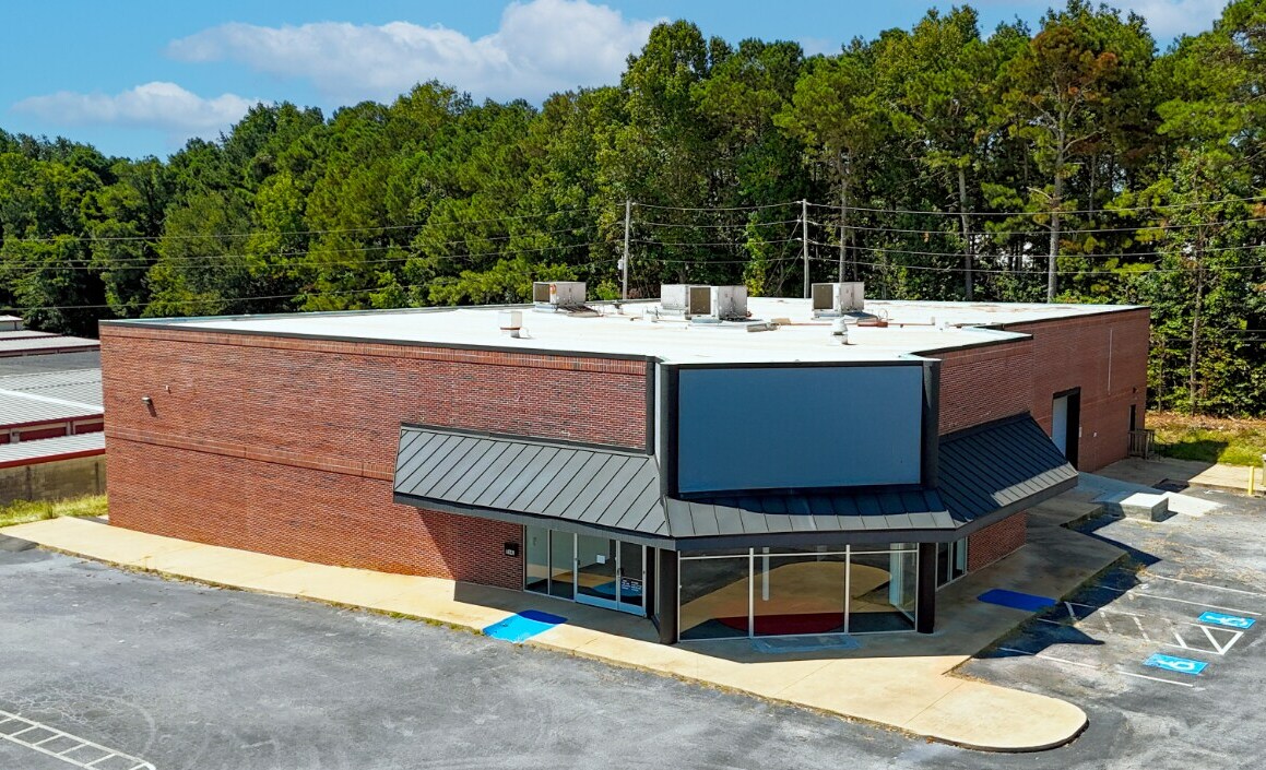 7442 Douglas Blvd, Douglasville, GA à louer Photo principale– Image 1 sur 5