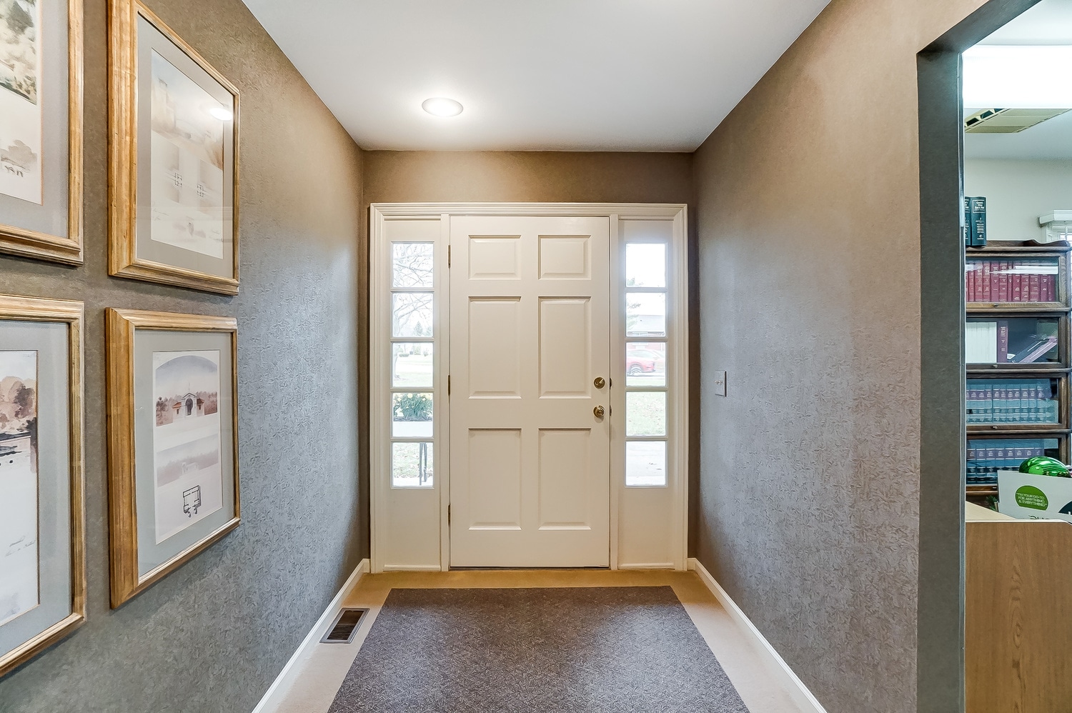 1354 N Monroe Dr, Xenia, OH à vendre Photo intérieure– Image 1 sur 19