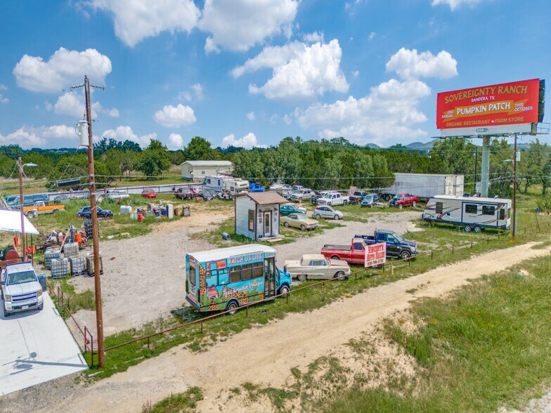 TBD Hwy 16, Bandera, TX à vendre - Photo de l’immeuble – Image 2 sur 5