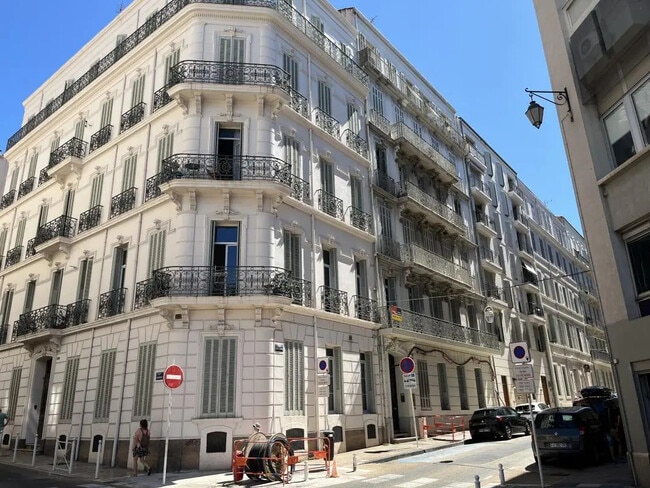 Plus de détails pour 18 Rue Victor Clappier, Toulon - Bureau à louer