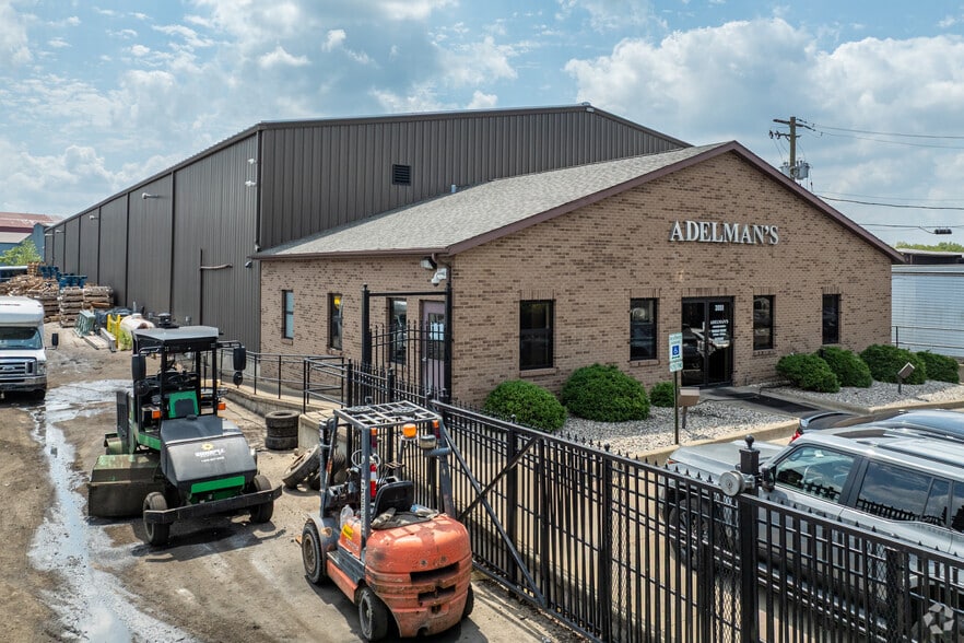 3033 E 106th St, Chicago, IL à vendre - Photo principale – Image 1 sur 23