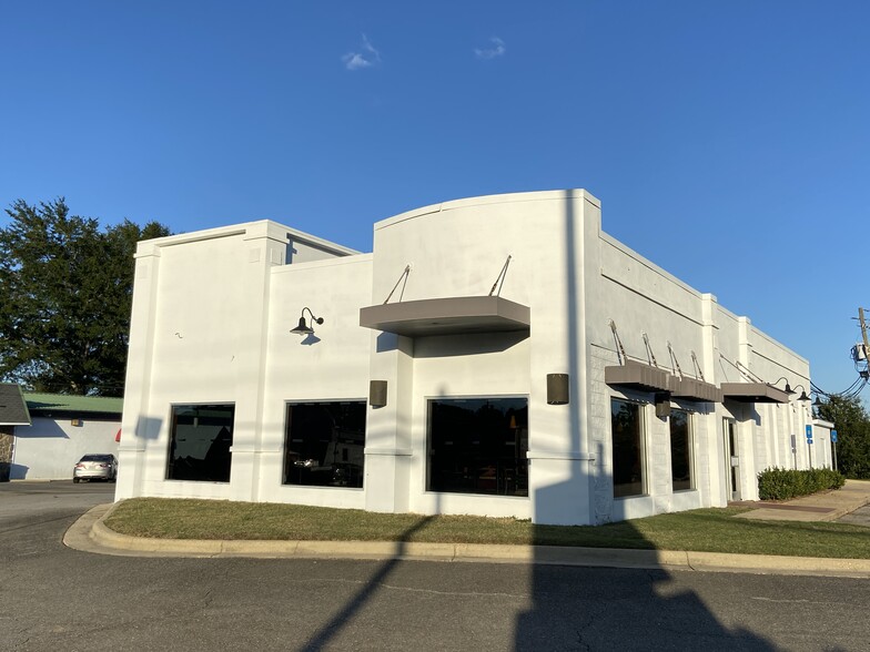 2210 Temple Ave N, Fayette, AL à louer - Photo de l’immeuble – Image 2 sur 5