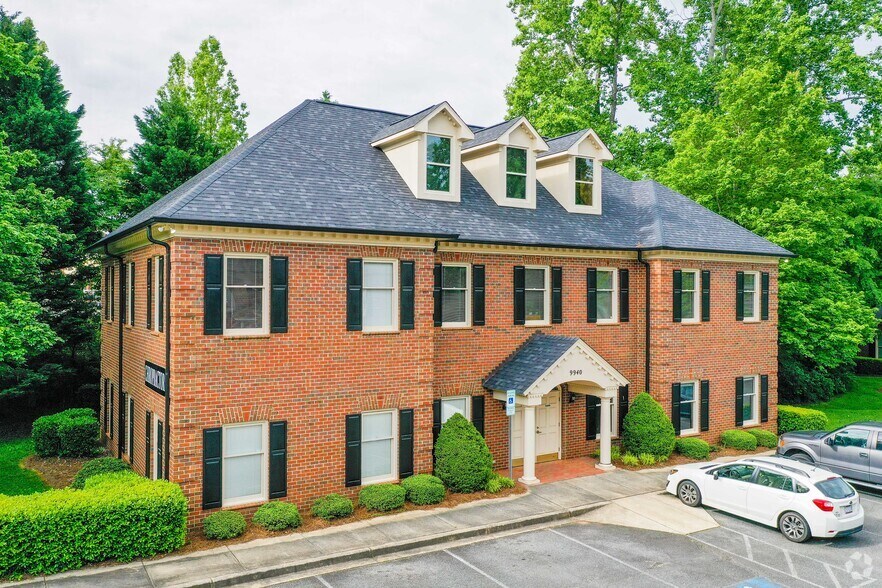 9940 Monroe Rd, Matthews, NC à vendre - Photo principale – Image 1 sur 49