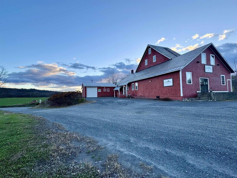 75 Route 123, Westminster, VT à vendre - Photo de l’immeuble – Image 2 sur 6