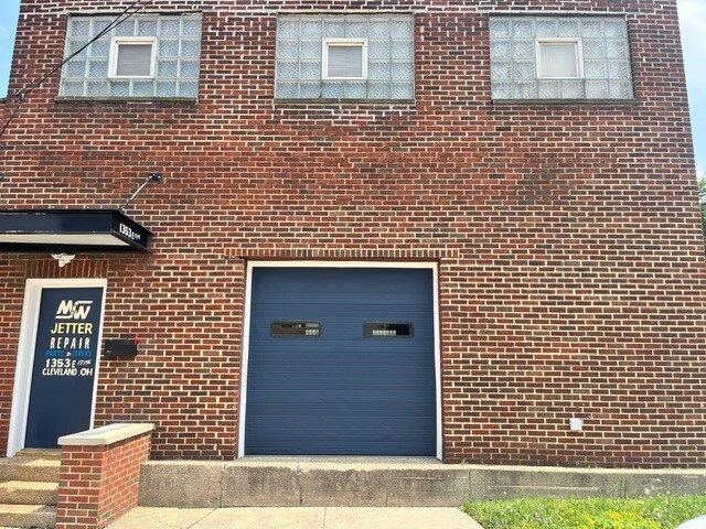 1353 E 171st St, Cleveland, OH à louer - Photo de l’immeuble – Image 2 sur 4