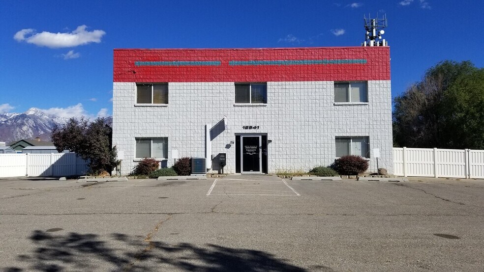 12541 Minuteman Dr, Draper, UT à vendre - Photo principale – Image 1 sur 31