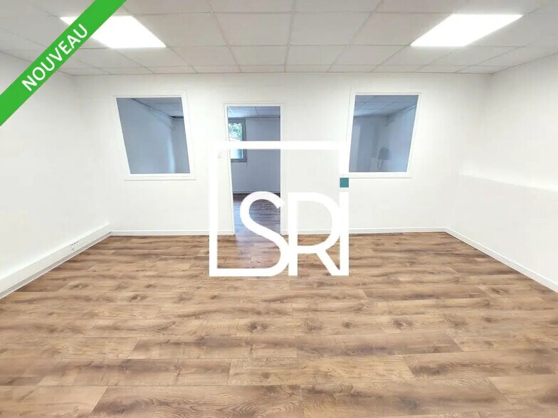 Bureau dans Cournon-d'Auvergne à louer - Photo de l’immeuble – Image 1 sur 12