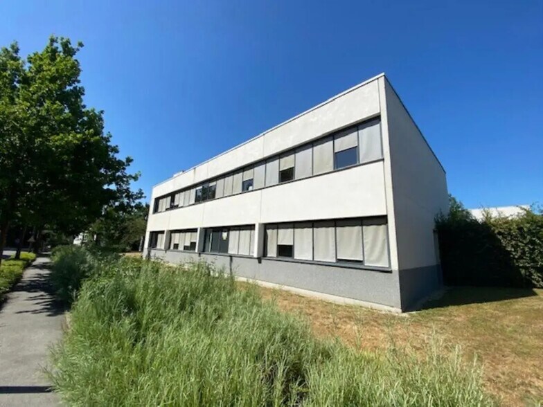 Bureau dans Rennes à louer - Photo de l’immeuble – Image 2 sur 21
