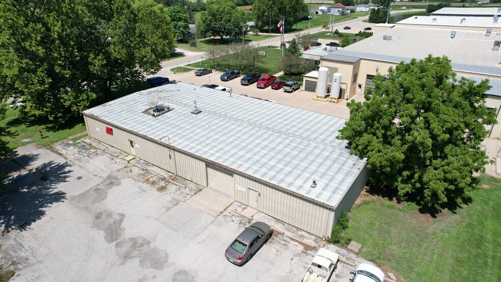 2330 263rd Ave, Fort Madison, IA à vendre - Photo principale – Image 1 sur 7