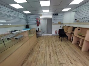 279-295 Edgware Rd, Londres à louer Photo intérieure– Image 1 sur 2