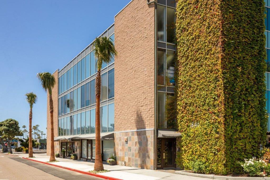 1845 S Elena Ave, Redondo Beach, CA à louer Photo de l’immeuble– Image 1 sur 4