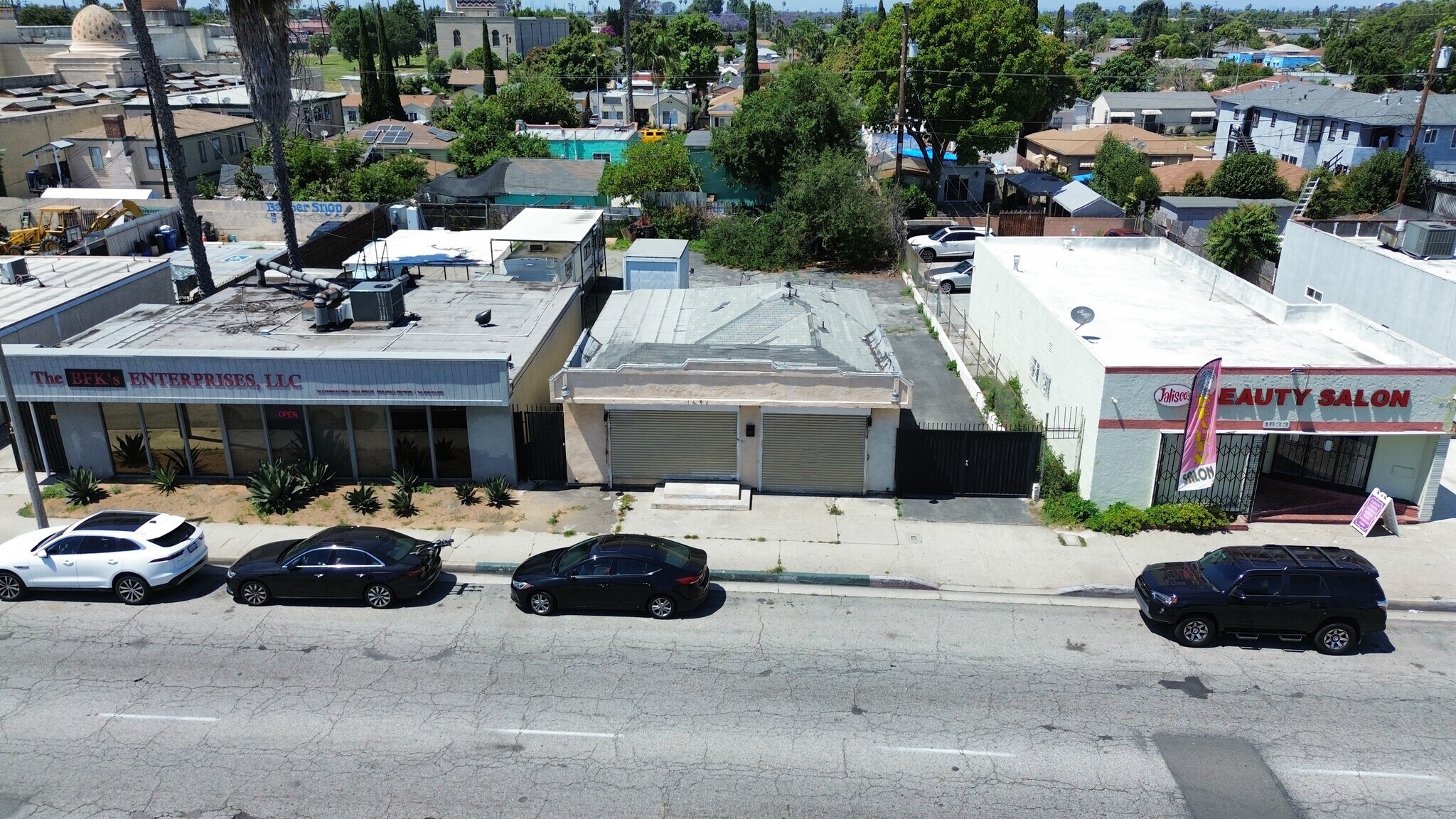 1631 E Compton Blvd, Compton, CA à vendre Photo de l’immeuble– Image 1 sur 7