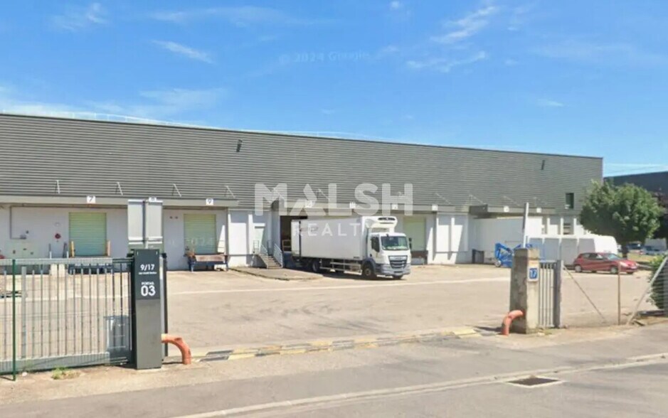 Local d’activités dans Vénissieux à louer - Photo de l’immeuble – Image 2 sur 2