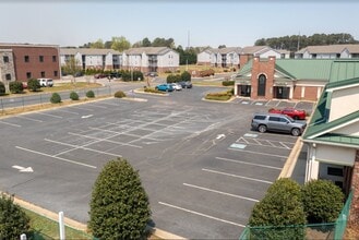 6408 Brookstone Ln, Fayetteville, NC - Vue aérienne  vue de carte - Image1